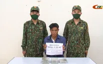 Bắt đối tượng vận chuyển số lượng lớn heroin giấu ở cốp xe máy