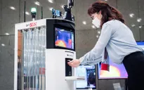 Robot khử khuẩn - Hy vọng mới trong cuộc chiến chống COVID-19