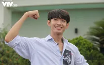 Sau “vũ điệu rửa tay”, Quang Đăng lại sáng tạo vũ điệu... bỏ thuốc lá