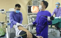 Vào viện khám vì hóc thịt ngan, phát hiện bệnh không ngờ tới