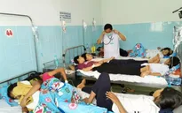 Hơn 100 học sinh nghi ngộ độc do ăn bánh mỳ chà bông pho mai xuất viện