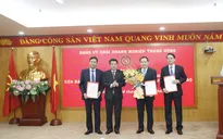 Đảng ủy Khối Doanh nghiệp Trung ương công bố và trao Quyết định của Ban Thường vụ về công tác cán bộ