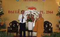 PTTg Trương Hòa Bình chúc mừng đại lễ Phật đản tại chùa Minh Đạo
