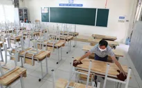Giáo viên Hà Nội dọn dẹp trường lớp đón học sinh