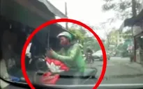 Cư xử thiếu văn hóa, tài xế xe ôm công nghệ "ngậm quả đắng"