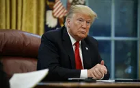 Tổng thống Donald Trump phải vào boongke trong Nhà Trắng trú ẩn giữa vụ bạo động