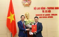 Trao quyết định bổ nhiệm Chánh Văn phòng Quốc gia về giảm nghèo