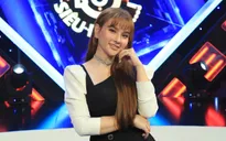 MC Ngô Kiến Huy bắt chước Vũ Hà làm con nít khi chơi gameshow