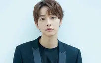Song Joong Ki phủ nhận tin đồn hẹn hò với nữ luật sư