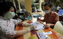Trẻ mồ côi, giáo viên mầm non được hỗ trợ khó khăn do COVID-19