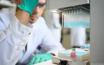 Công ty Đức CureVac bắt đầu thử nghiệm vaccine phòng COVID-19 trên người