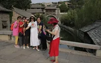 Du lịch Trung Quốc rơi vào “vòng xoáy khó khăn” vì COVID-19