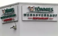 Đức lại phát hiện hơn 600 ca nhiễm COVID-19 tại nhà máy chế biến thịt