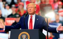 Facebook đã vào cuộc "làm khó" Tổng thống Donald Trump