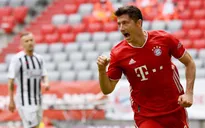 Lewandowski lập kỷ lục mới ở Bundesliga