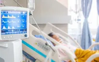 Hy hữu: Bệnh nhân nghi mắc COVID-19 tử vong vì người nhà rút phích máy thở… để cắm quạt
