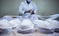 Trung Quốc nói gì về công ty bị Mỹ kiện do bán khẩu trang giả?