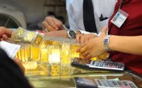 Giá vàng hạ nhiệt sau chuỗi ngày tăng "điên cuồng"