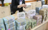 Vì sao lãi suất liên ngân hàng thấp kỷ lục nhưng doanh nghiệp chưa muốn vay?