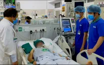 Hôn mê do sốc nhiệt khi làm việc ngoài đồng giữa trời nắng nóng