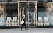 COVID-19: Chiếc đinh đóng vào "cỗ quan tài" đế chế nội y Victoria's Secret?