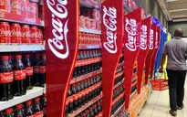 Coca-Cola tạm dừng quảng cáo trên tất cả nền tảng truyền thông mạng xã hội