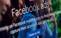 Bị tẩy chay hội đồng, Facebook bốc hơi 56 tỷ USD