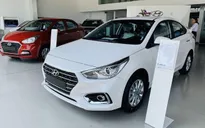 Khách chờ giảm thuế, đại lý bán xe ô tô có ế ẩm?