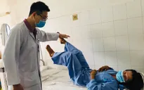 Ngã cây dừa từ độ cao 5m, nam bệnh nhân gãy nát đốt sống