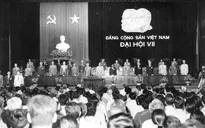 Đại hội đại biểu toàn quốc lần thứ VII: Đưa đất nước đi theo con đường đổi mới