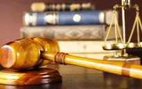 Tạm đình chỉ công tác 15 ngày Phó Viện trưởng Viện KSND quận Hoàn Kiếm vì bị tố "ăn tiền"