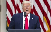 Tổng thống Trump: Warren Buffett sai lầm khi bán cổ phiếu hàng không
