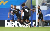 Kết quả, bảng xếp hạng Ngoại hạng Anh vòng 35: Liverpool bị cầm hoà, Chelsea thua sốc, Man City thắng ấn tượng