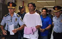 Ronaldinho vẫn chưa thể trở lại cuộc sống bình thường