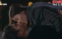 Tình yêu và tham vọng: Linh hôn Minh rồi và Linh còn chính là người chủ động