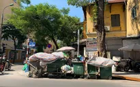 Vì sao rác "bủa vây" nhiều tuyến phố nội đô?