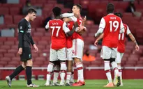 Arsenal ngược dòng ấn tượng trước Liverpool