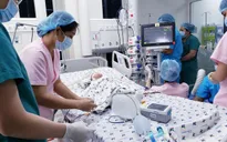 Hành trình kỳ diệu của ca phẫu thuật tách dính "Song Nhi"