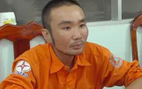Giả công nhân điện lực cắt trộm dây điện hạ thế giữa ban ngày