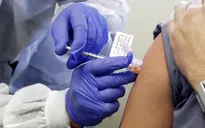 Đại học Oxford tìm tình nguyện viên "chủ động tiếp xúc" với virus SARS-CoV-2