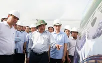 Thủ tướng: "Ai không làm thì đứng ra một bên để người khác làm"