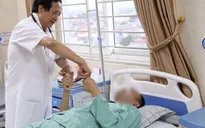 Cẩn trọng: Đột quỵ do tắm nước lạnh sau khi chơi thể thao