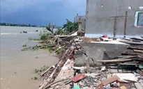 Di dời 25 hộ dân trong vùng sạt lở ở An Giang đến nơi an toàn