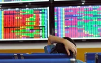 Ca nghi mắc COVID-19 tại Đà Nẵng “dìm” VN-Index trong sắc đỏ