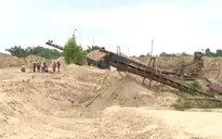 Lập dự án trồng rau sạch để... khai thác cát
