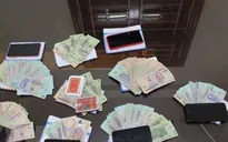Cách chức, khiển trách 4 cán bộ công chức ở Điện Biên vì đánh bạc