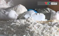 Cận cảnh kho găng tay y tế đã qua sử dụng sắp được tuồn ra thị trường