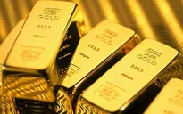Vì sao giá vàng thế giới rời khỏi mức kỷ lục?