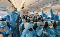 TP.HCM đón 300 du khách mắc kẹt tại Đà Nẵng