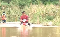 Mưa lớn gây ngập sâu, nhiều hộ dân tại Đăk Nông bị cô lập